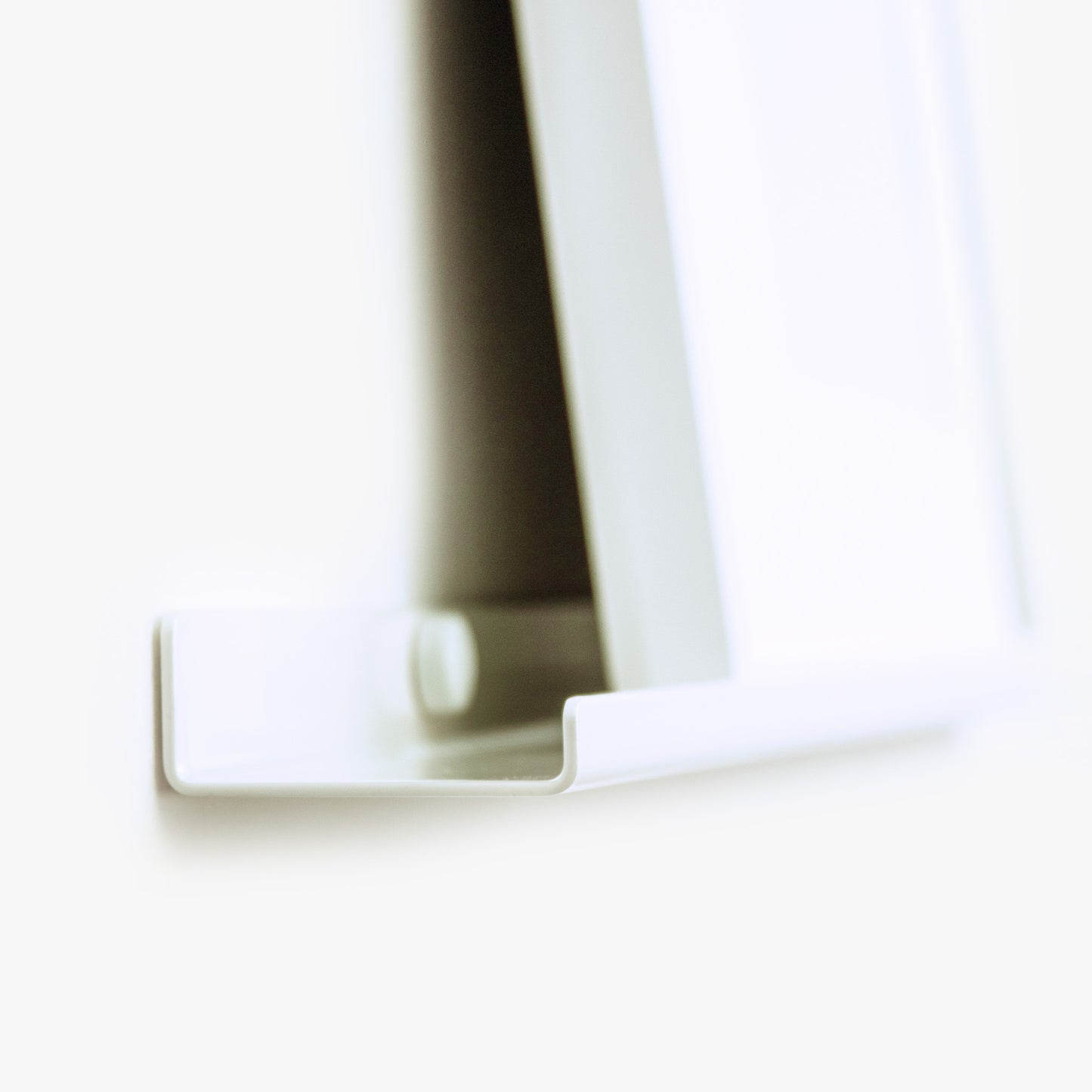 ArtLine Picture Ledge 1.7" Deep