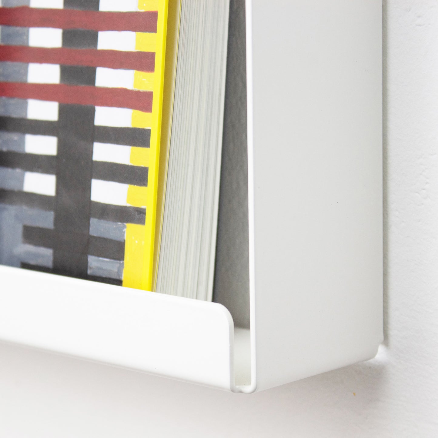 UrbanFold Magazine Rack